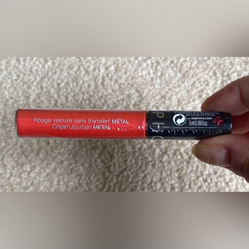 Sephora Cream Lip Stain - Metal - 112 red magma New😍